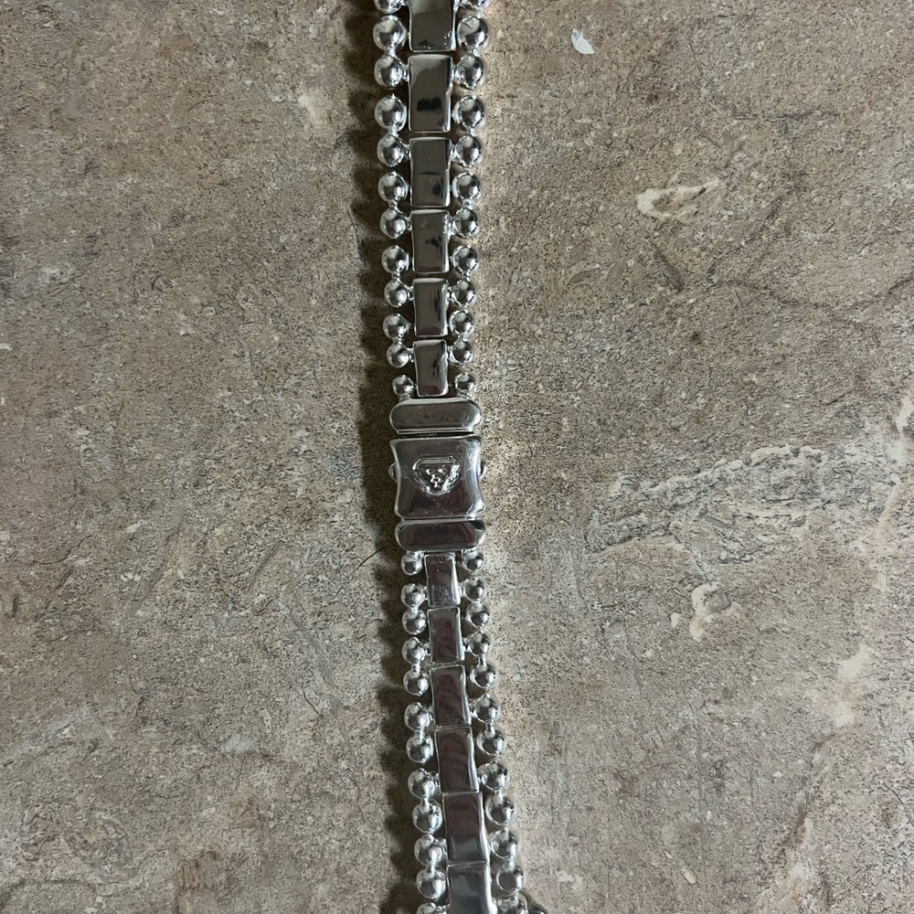 Size 7 Apple Watch band fits 40-42mm